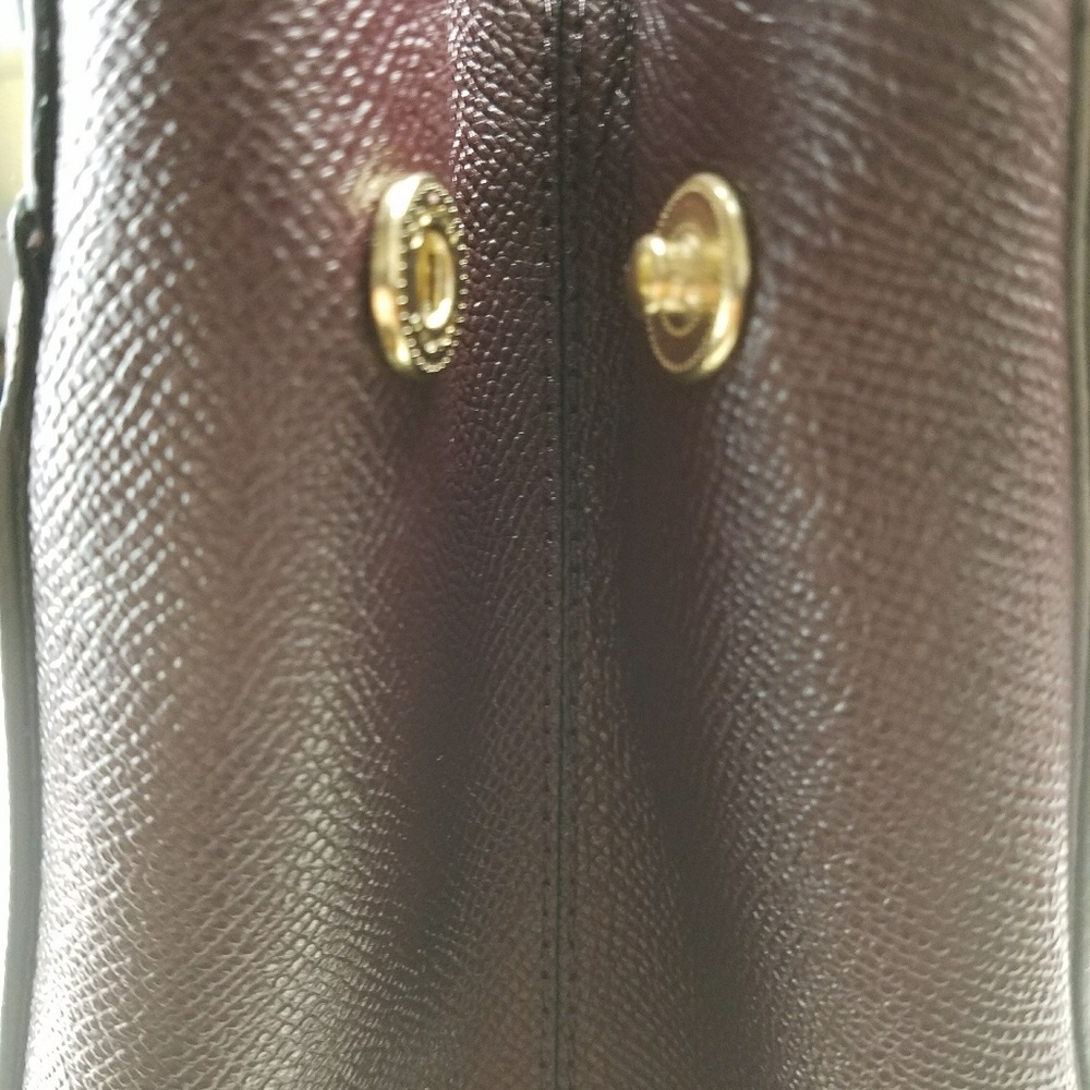 Coach Bailey Large Carryall Tote and Wallet - Picture 7 of 7